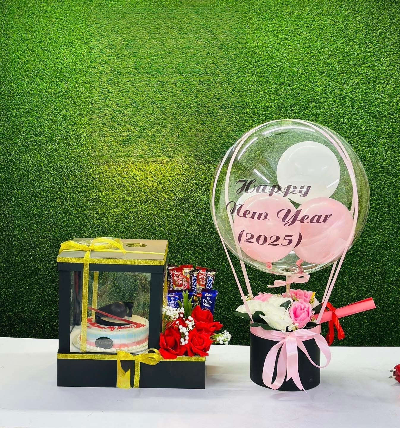 Happy New Year 2026 Cake & Balloon Gift Combo